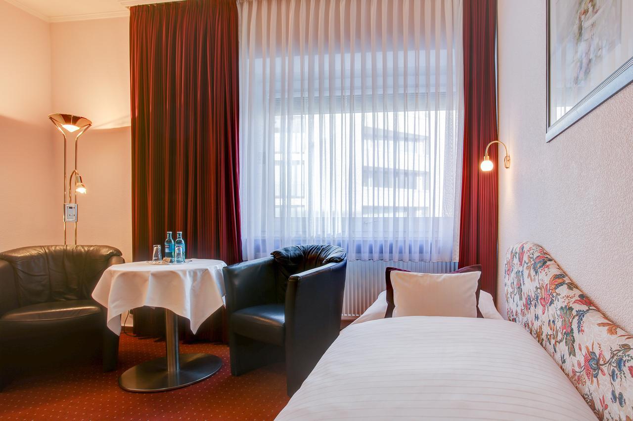 Ina Hotel Consul Kiel Esterno foto