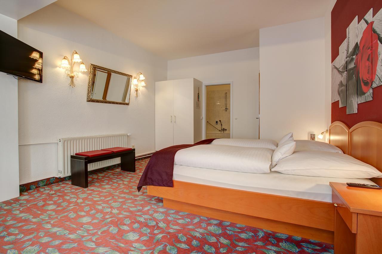 Ina Hotel Consul Kiel Esterno foto