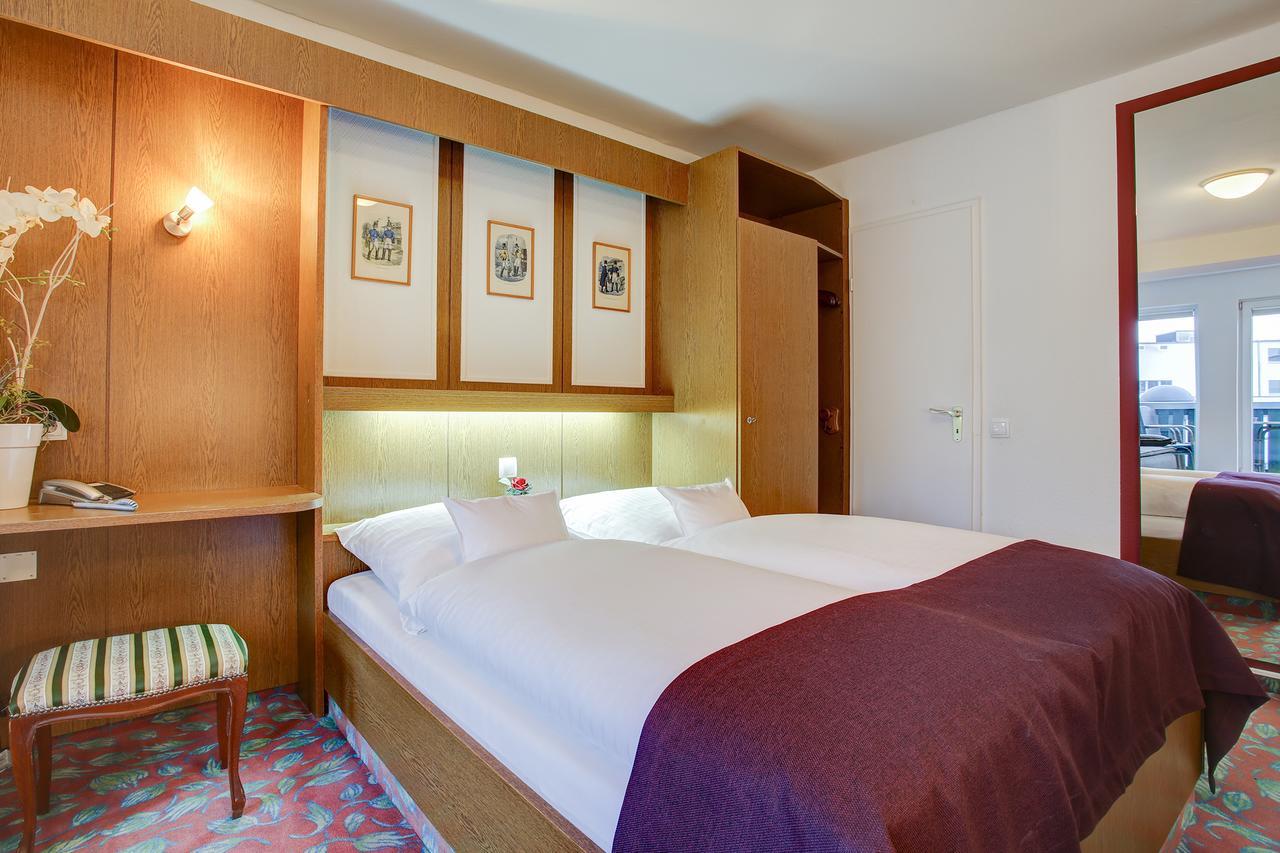 Ina Hotel Consul Kiel Esterno foto